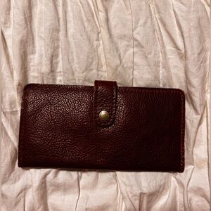 Beautiful Portland Leather Snap BiFold Wallet